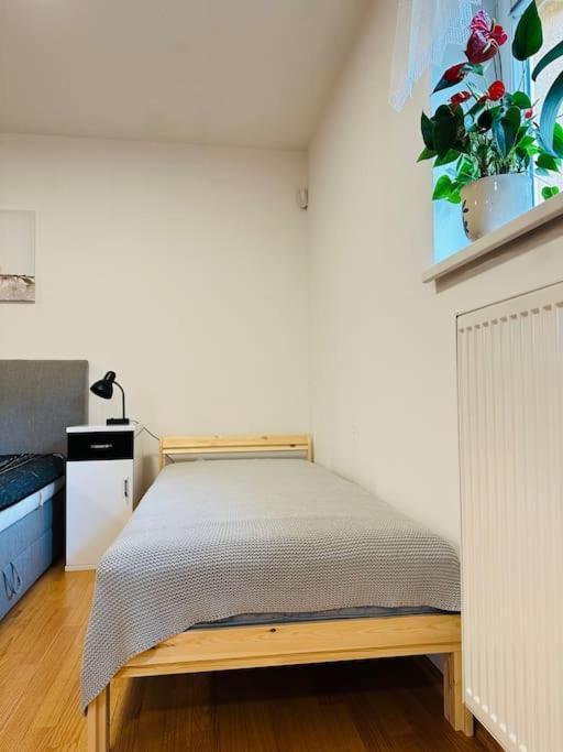 Family-Friendly Prague 5 Stay Praga Exterior foto