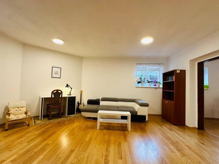 Family-Friendly Prague 5 Stay Praga Exterior foto